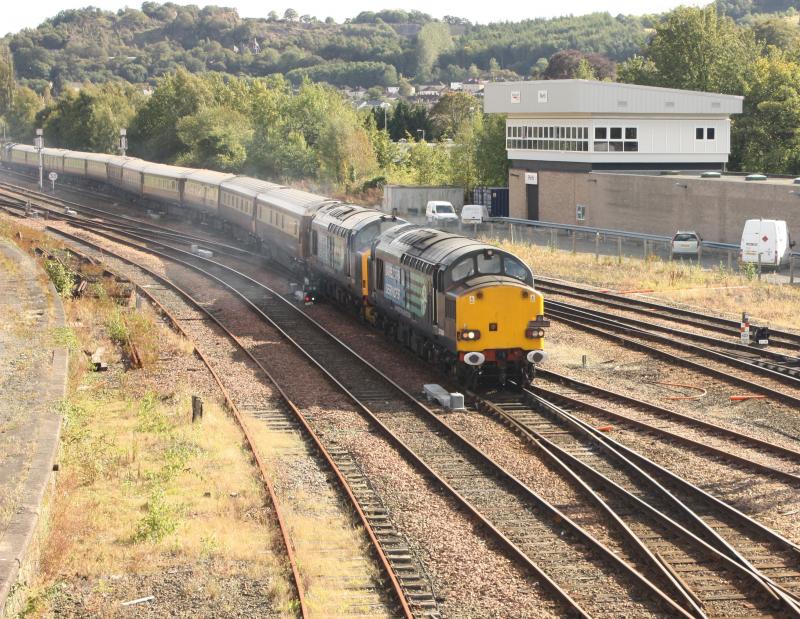 37069 37423 on day 3 of the return aberdeen-aberdeen via perth northern belle: Photo of 37069 37423 on day 3 of the return aberdeen-aberdeen via perth northern belle
