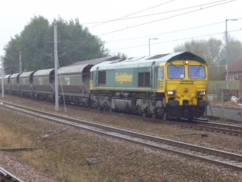 66528: carstairs sept 2011 Photo of 66528