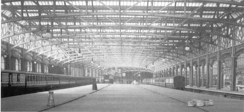 Glasgow Central circa 1901: Glasgow Central in 1901 taken from what is today the track between platforms 12 and 13. A Number of Caledonian Railway trains stand-by. Photo of Glasgow Central circa 1901
