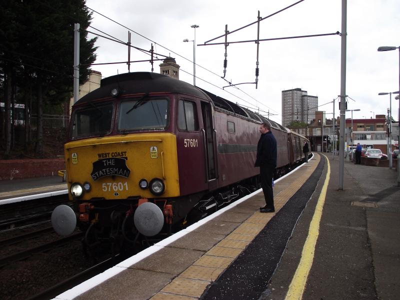 57601 at Motherwell: West Coast Railways 57601 with Photo of 57601 at Motherwell