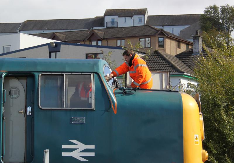 Who called the windae cleaner in?: 55022 (aka D9000) at Oban on Spitfire Railtours 'The Lochs and Glens Napier' on 14-09-2011 Photo of Who called the windae cleaner in?