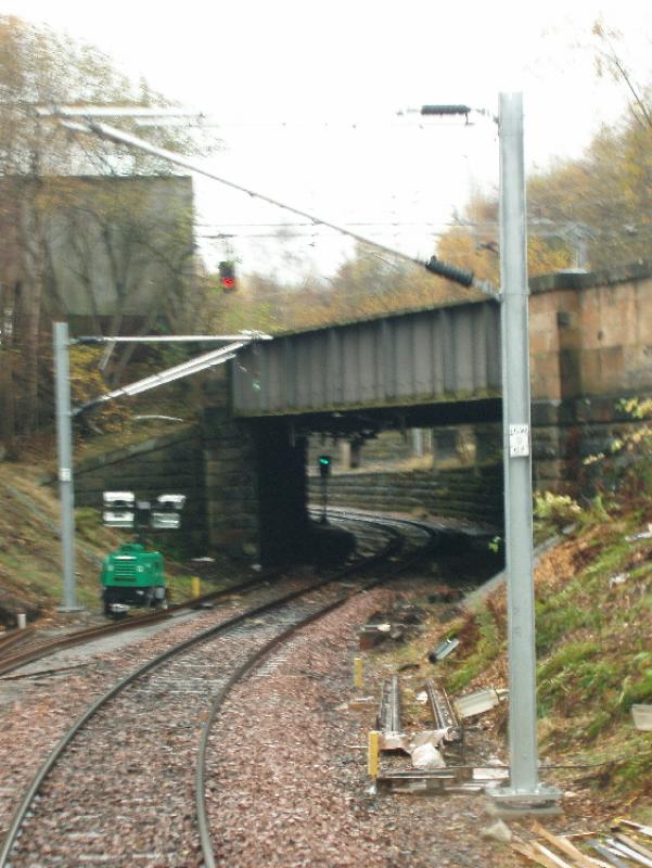 burma15.jpg: The Burma Road curving underneath the tracks for Glasgow Central. Photo of burma15.jpg