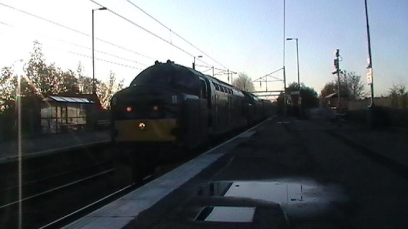Early Morning Growlers: 37685 And 37676 At Coatbridge Central On 1Z74 Preston To Oban, No 1Z75 Pic, Bowled By 4S44 :( Photo of Early Morning Growlers