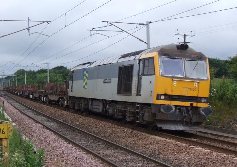 60054 at lanark jn: 60054 passes lanark jn on the steel north of carstairs Photo of 60054 at lanark jn