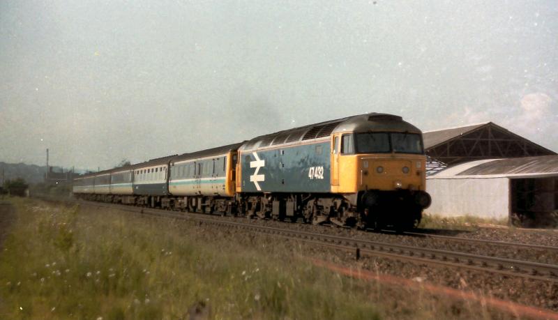 47432 at Polmaise with an Aberdeen - Queen Street service.: 47432 at Polmaise with an Aberdeen - Queen Street service. Photo of 47432 at Polmaise with an Aberdeen - Queen Street service.