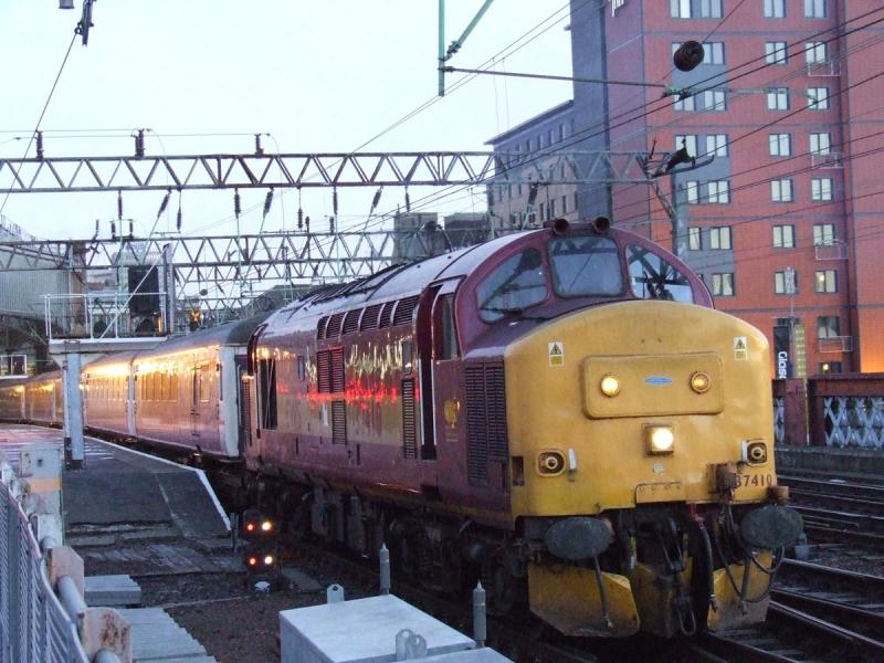37410 Departing Glasgow Central: 37410 departing Glasgow Central with 5S26 Photo of 37410 Departing Glasgow Central