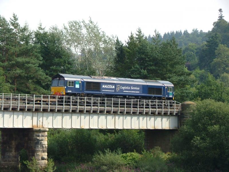 66405 Tay Bridge Perth: Aberdeen bound containers cross the Tay at Perth Sept 2004 Photo of 66405 Tay Bridge Perth