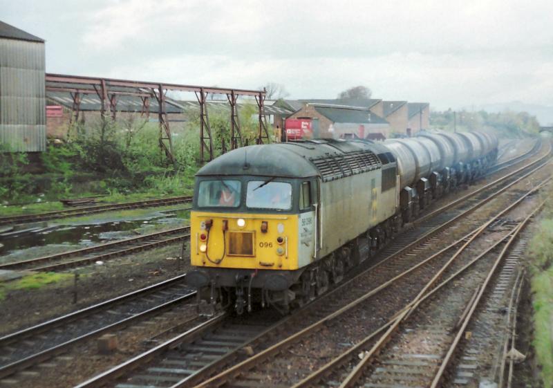 56096 leaves Larbert North.: 56096 leaves Larbert North. Photo of 56096 leaves Larbert North.