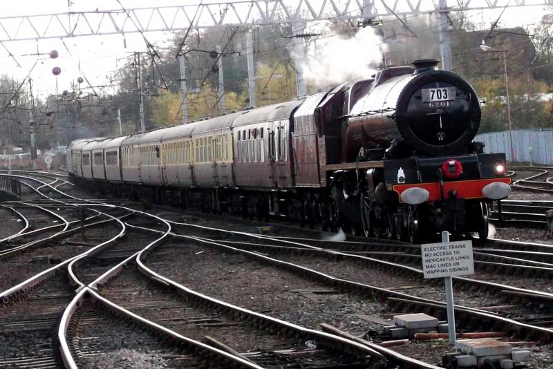 LMS 6201: Ex LMS6201 was the power for the Charter service from Tysley to Glasgow Central on Saturday 12th November 2011. Here seen arriving at Carlisle.With 47773 bringing up the rear Photo of LMS 6201