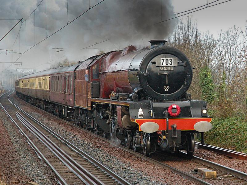6201 at Uddingston: Here's 'Lizzie' at Uddingston with Vintage Train's Photo of 6201 at Uddingston