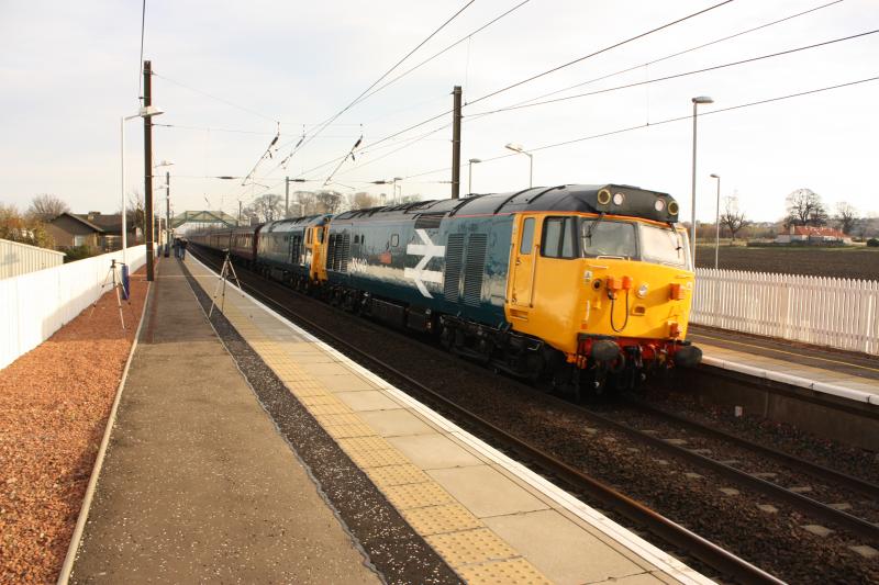 50049 50044 pass through prestonpans on their way north to edinburgh.: Photo of 50049 50044 pass through prestonpans on their way north to edinburgh.