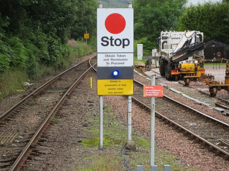 RETB Stop board at Ardlui: Stop board at the north end of Ardlui station. 'Drivers in possession of long section token may proceed.'
(August 2007) Photo of RETB Stop board at Ardlui