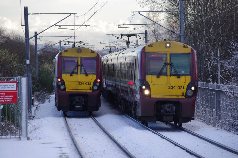 334021, 334032: 334021, 334032 on 05 Dec 2011 at Uphall. Photo of 334021, 334032
