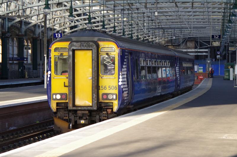 156506: 156506 departing Glasgow Central with service to Barrhead. 15.12.2011. Photo of 156506