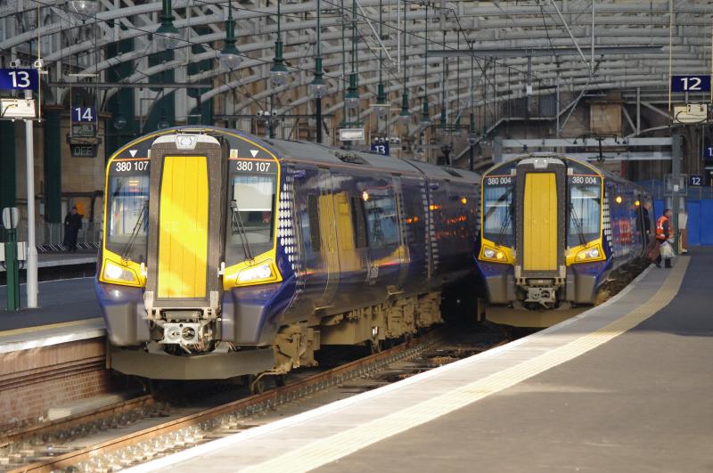 380004, 380107: 380004, 380107 at Glasgow Central. 15.12.2011. Photo of 380004, 380107