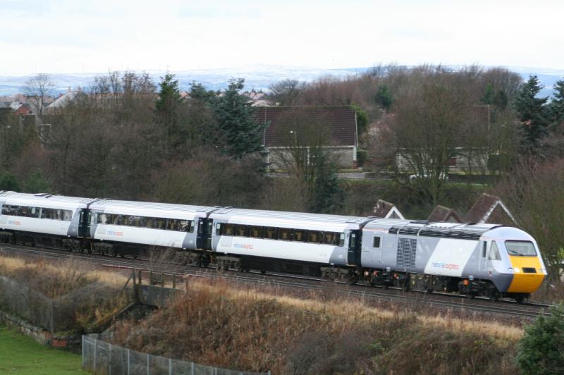 43300 NXEC HST: 43300 on 3F00 at Polmont 09/12/07 Photo of 43300 NXEC HST