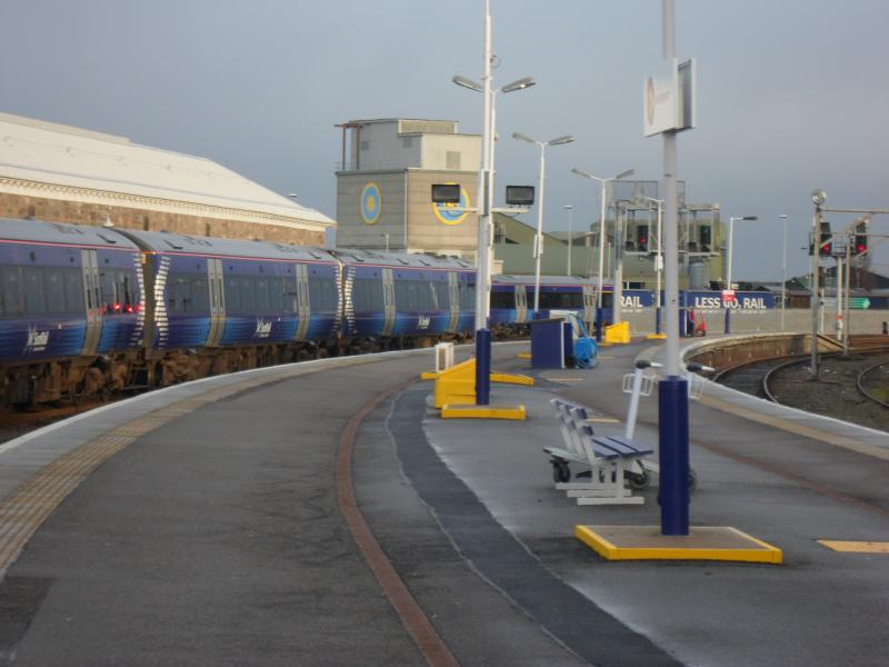 170470 : 170470 on 1246 Inverness - Edinburgh Photo of 170470