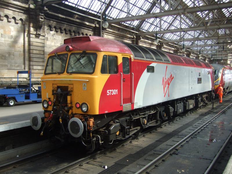 GLASGOW CENTRAL: THUNDERBIRD AT GLASGOW CENTRAL Photo of GLASGOW CENTRAL