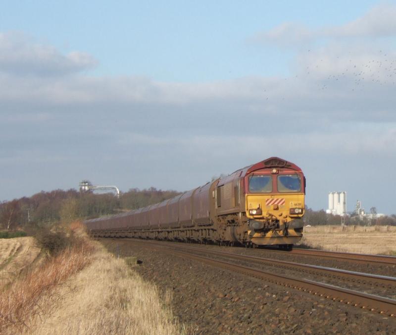 66218 passes Plean with 4J06 for Hunterston.: 66218 passes Plean with 4J06 for Hunterston. Photo of 66218 passes Plean with 4J06 for Hunterston.