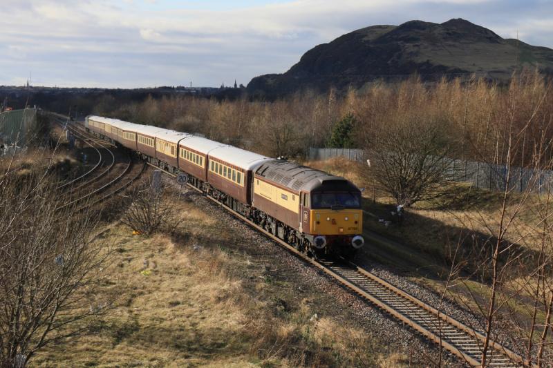 Photo of Northern Belle in sunshine (Pet cloud chasing)