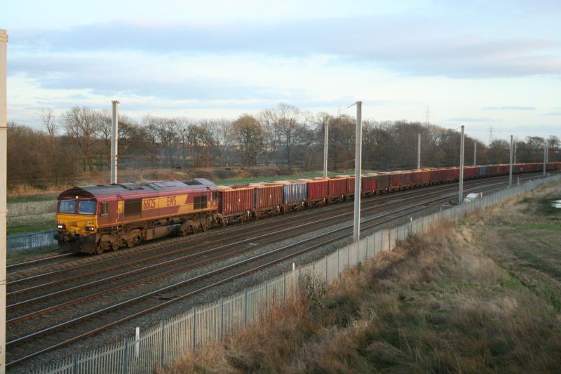 WCML Salt: 66125 6Z91 Warrington Dal.-- Grangemouth salt trial passes Winwick Quay 29.2.12
jas37017 on Tour Warrington Area. Photo of WCML Salt