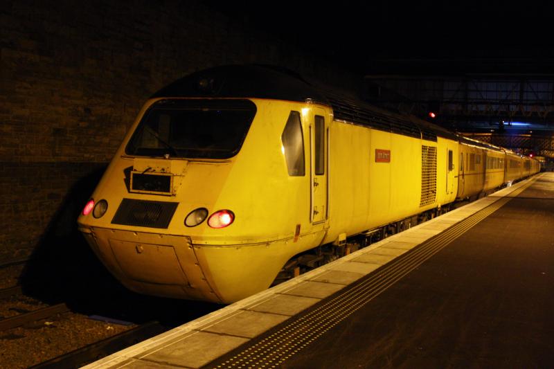 Photo of 43062 on the rear of 1Q26 at perth, inverness-craigentinny.