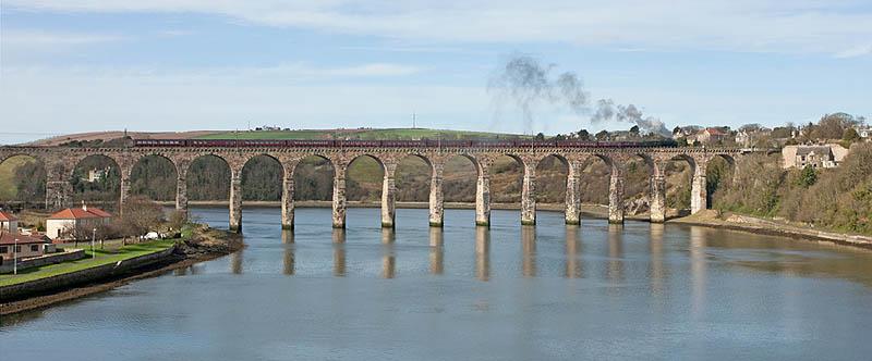 Photo of Oliver Cromwell enters Berwick