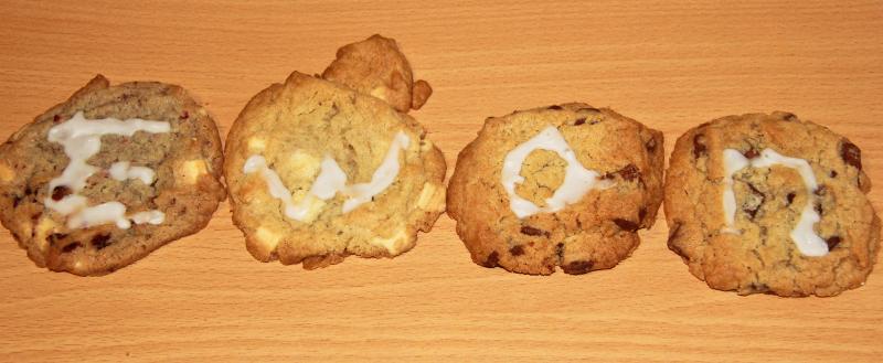 The ultimate MacCookie: Mr Tait is well known for taking the odd cookie on tour, so we presented him with the ultimate MacCookies for the following day's chase of 37688... Photo of The ultimate MacCookie