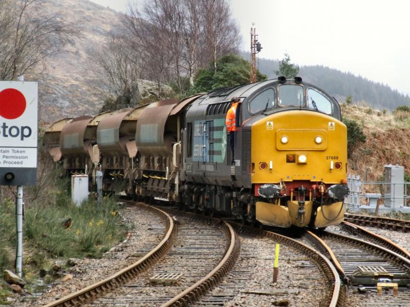 37688 propels out of Glenfinan to commence dropping ballast: 37688 propels out of Glenfinan to commence dropping ballast Photo of 37688 propels out of Glenfinan to commence dropping ballast