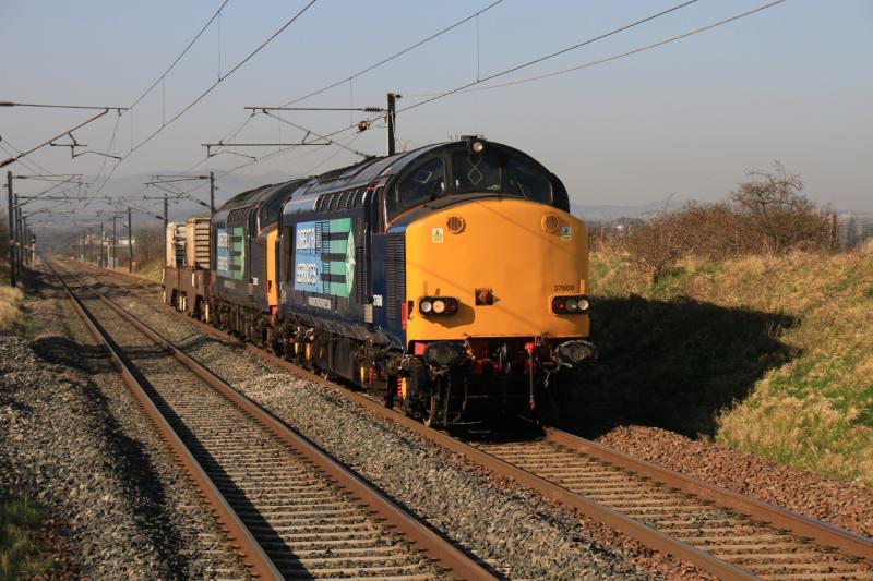 6S43 at Wallyford: 37608 + 37601 on 6S43 06.42 Carlisle to Torness approaching Wallyford on 27/03/2012 Photo of 6S43 at Wallyford