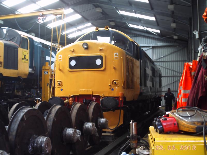 37175 in Bo'ness.: 37175 in the diesel depot at Bo'ness. Photo of 37175 in Bo'ness.
