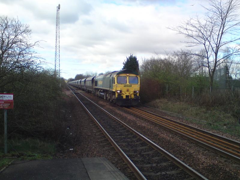 Freightliner 66512: 66512 is seen aprroaching Greenfaulds while working the 6G05 Photo of Freightliner 66512