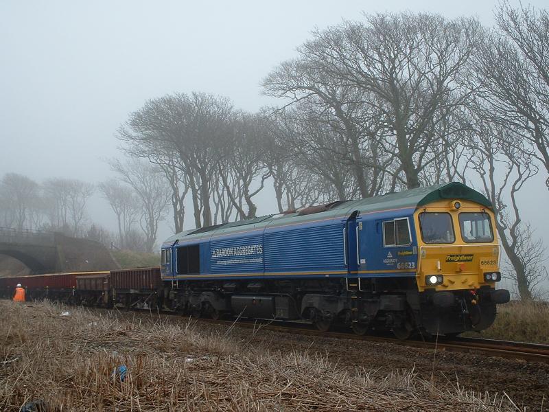 Bardon Aggregates Freightliner 66623: Bardon Aggregates Freightliner 66623 at Arbroath during the engineering works in February 2007 Photo of Bardon Aggregates Freightliner 66623
