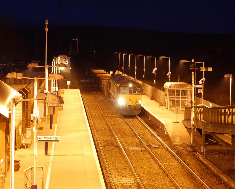 Nocturnal New Cumnock: 66011 on 6K13 Brownhill loops to Carlisle on 11th March 2012 Photo of Nocturnal New Cumnock