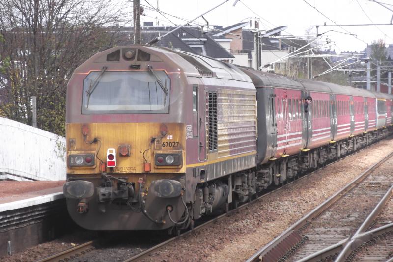 A Very Grimy 67027: 1Z44 21-04-12 Photo of A Very Grimy 67027
