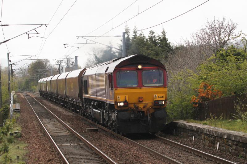 IMG_3232a.jpg: Running ahead of the Waverley Express to Shrewsbury, 66213 heads into Cnoc an Righ with a short train of coal hoppers on 21 April 2012. Photo of IMG_3232a.jpg