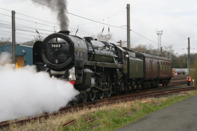70013 : 70013 leaving Joppa straight Photo of 70013