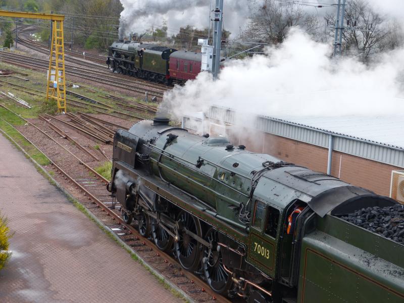 GB V 20/4/12: Scots Guardsman at Portobello East with Oliver Cromwell standing in Joppa Siding Photo of GB V 20/4/12