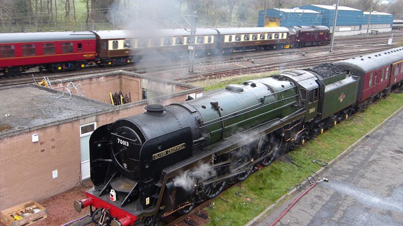 GB V 20/4/12: Oliver Cromwell and 37 685 at Portobello Photo of GB V 20/4/12