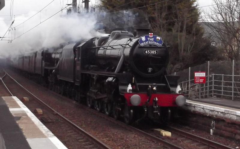 45 305.JPG: Through Kilwinning, April 25th, 2011 Photo of 45 305.JPG