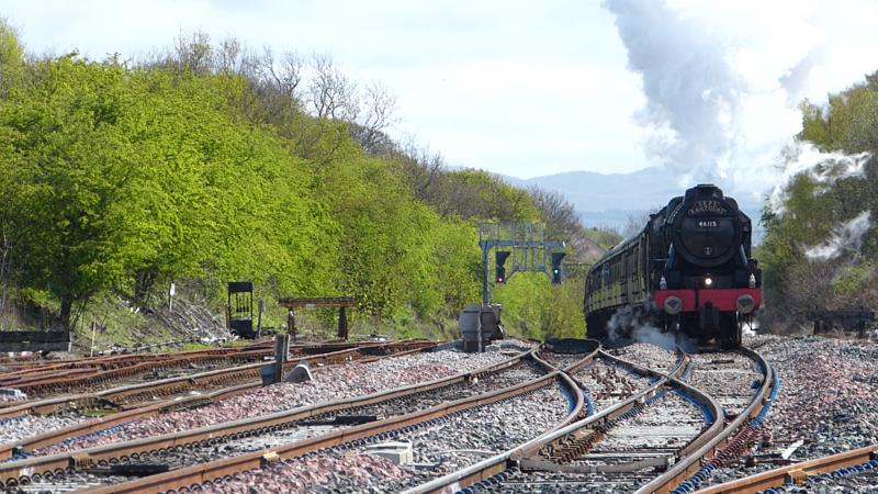 round in circles 7: Scots Guardsman approaching Dalmeny 2 Photo of round in circles 7