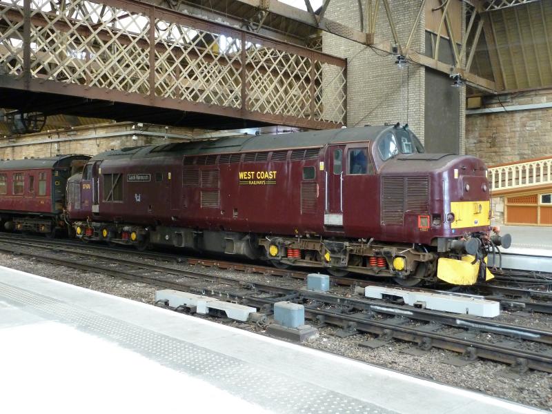 Photo of 37676 at Perth