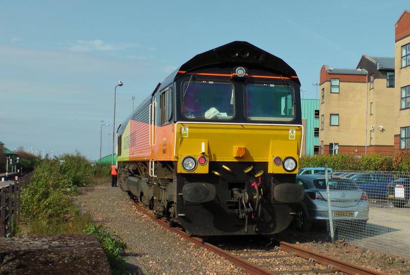 66847 6Z46 Linkswood tanks Dundee Yard R/R:
02/05/12 Photo of 66847 6Z46 Linkswood tanks Dundee Yard R/R