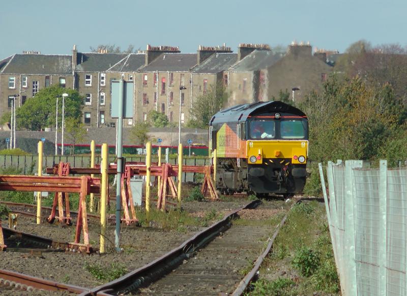 66847 6Z46 Linkswood tanks Dundee Yard R/R:
02/05/12 Photo of 66847 6Z46 Linkswood tanks Dundee Yard R/R