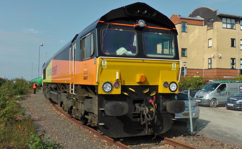 66847 6Z46 Linkswood tanks Dundee Yard R/R:
02/05/12 Photo of 66847 6Z46 Linkswood tanks Dundee Yard R/R