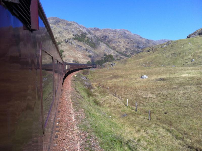 47826: 1Z31 working hard towards Spean Bridge on the 3rd May 2012 in glorious conditions. Photo of 47826