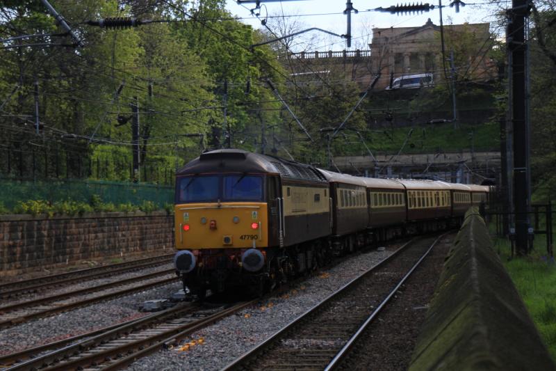 Northern Belle approaching Mound Tunnel line W: 47790 on the rear with 47832 topn tail on 1Z28 07.54 Glasgow Central to York in Princes St Gardens just in time for full sun to disappear on 12/05/2012 Photo of Northern Belle approaching Mound Tunnel line W