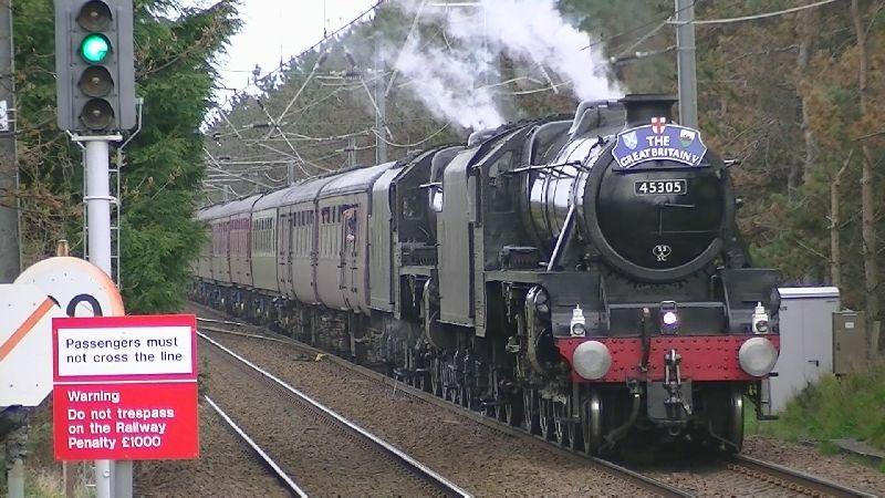 Photo of 45305+45407 at Barassie 25-04-12