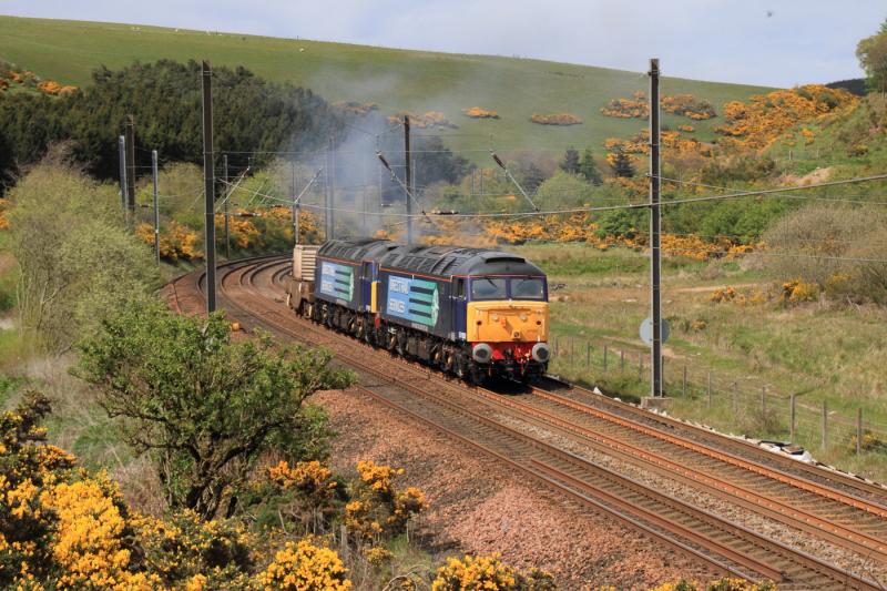 6M50 at Penmanshiel: 57002 + 57011 on 6M50 15.07 Torness to Carlisle at Penmanshiel during a brief spell of sunshine on 16/05/2012 Photo of 6M50 at Penmanshiel