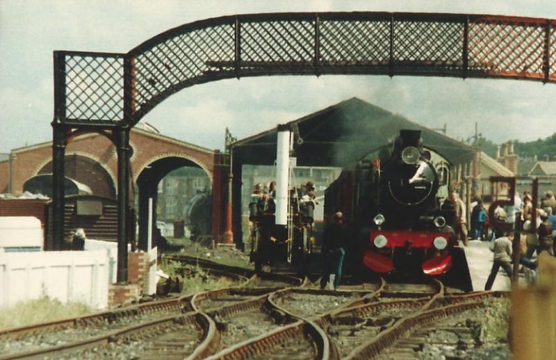 Old Time steam at Bo'ness: Bo'ness Station during a Transport Festival around 1982(?) The Rocket replica and Swedish Railways Class B 1313 on the Scandanavian train. Photo of Old Time steam at Bo'ness